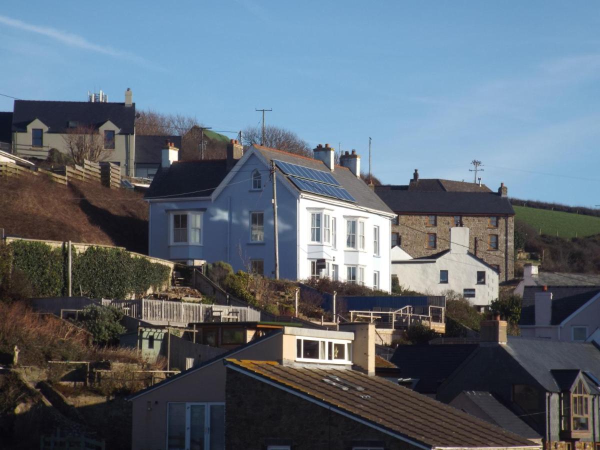 Pendyffryn Manor Bed & Breakfast Bed & Breakfast Little Haven Exterior photo