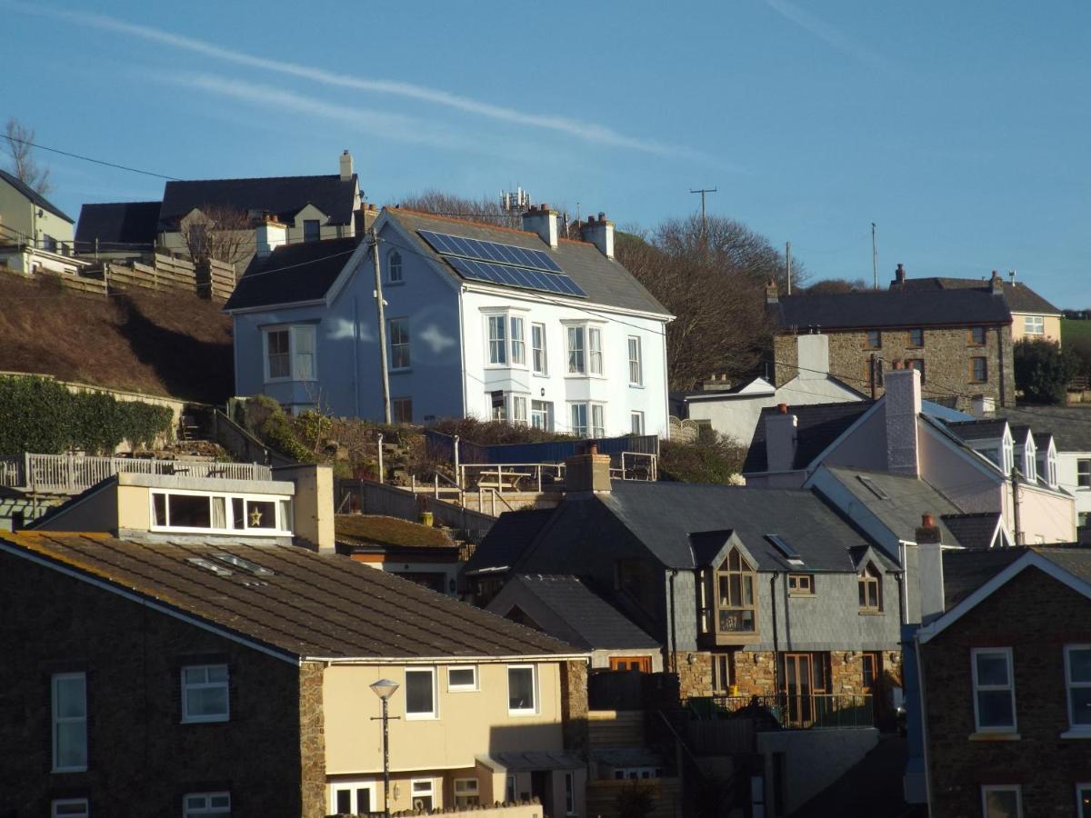 Pendyffryn Manor Bed & Breakfast Bed & Breakfast Little Haven Exterior photo